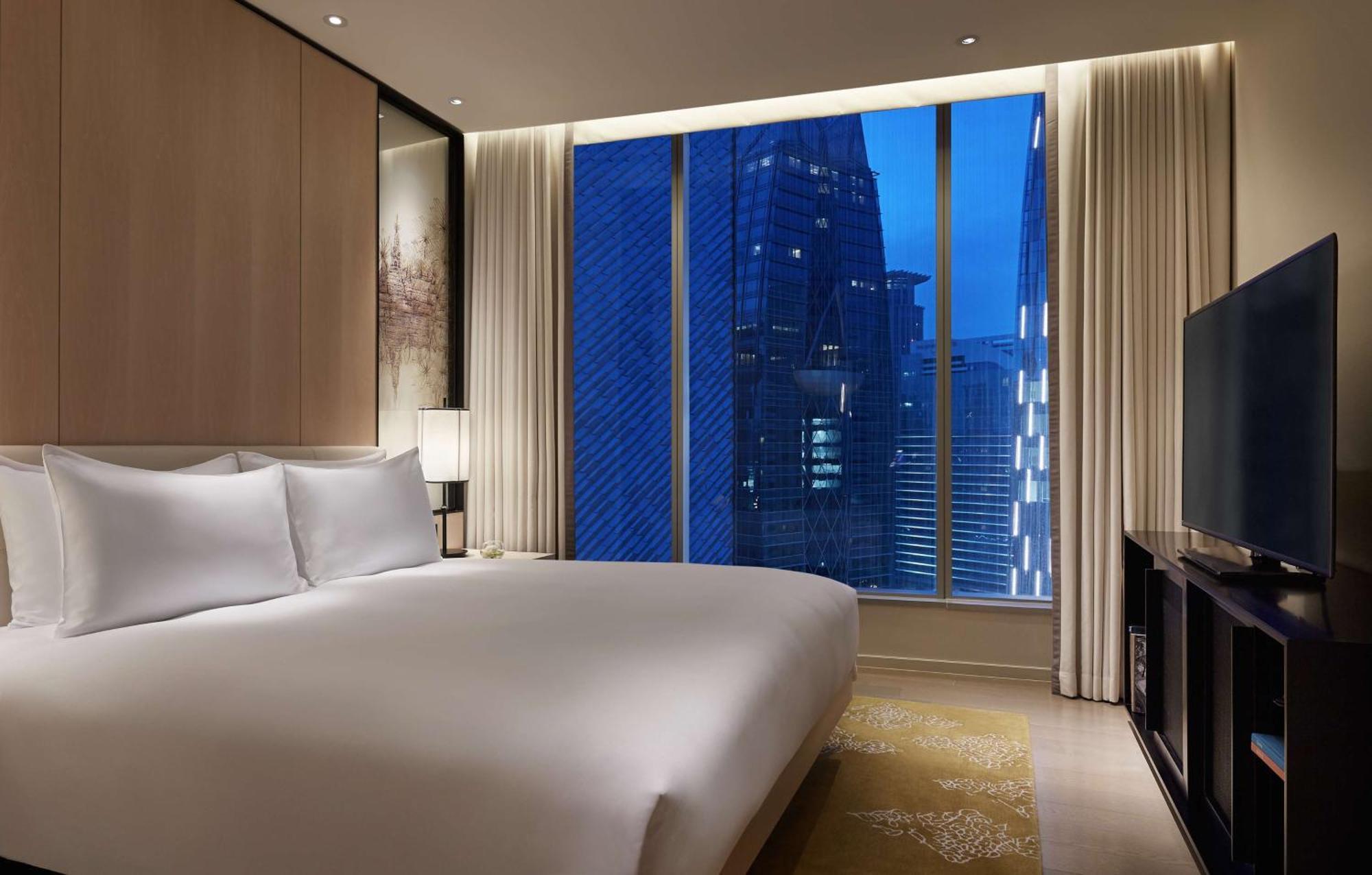 Park Hyatt Bangkok Hotel Екстериор снимка