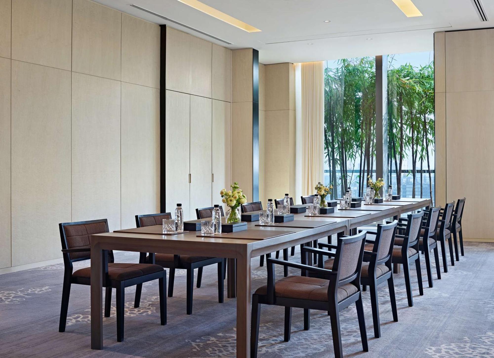 Park Hyatt Bangkok Hotel Екстериор снимка